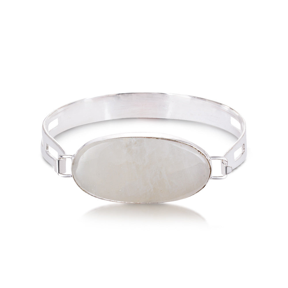 Apo Bangle. Moonstone. Silver