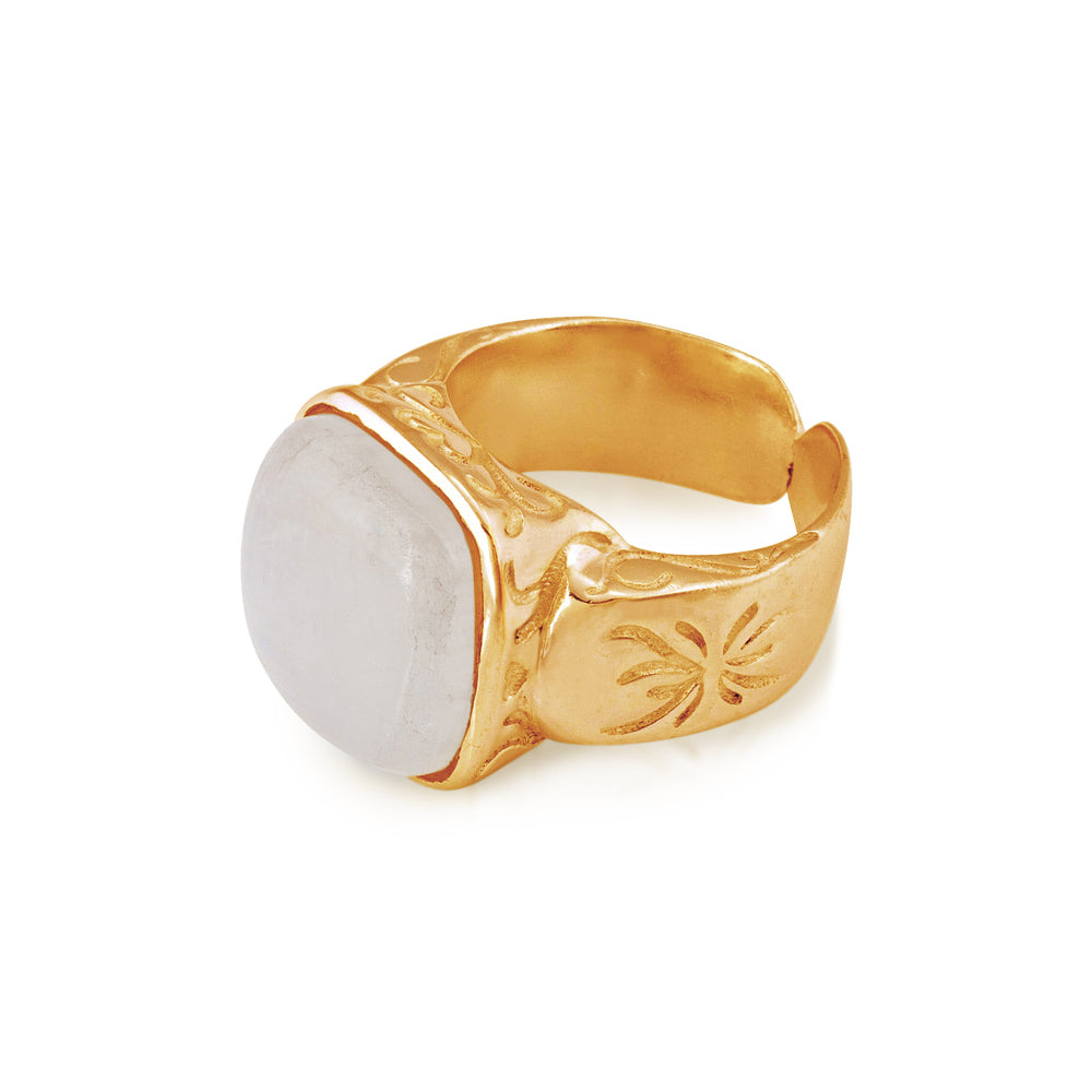 Daintree Ring. Moonstone. Gold
